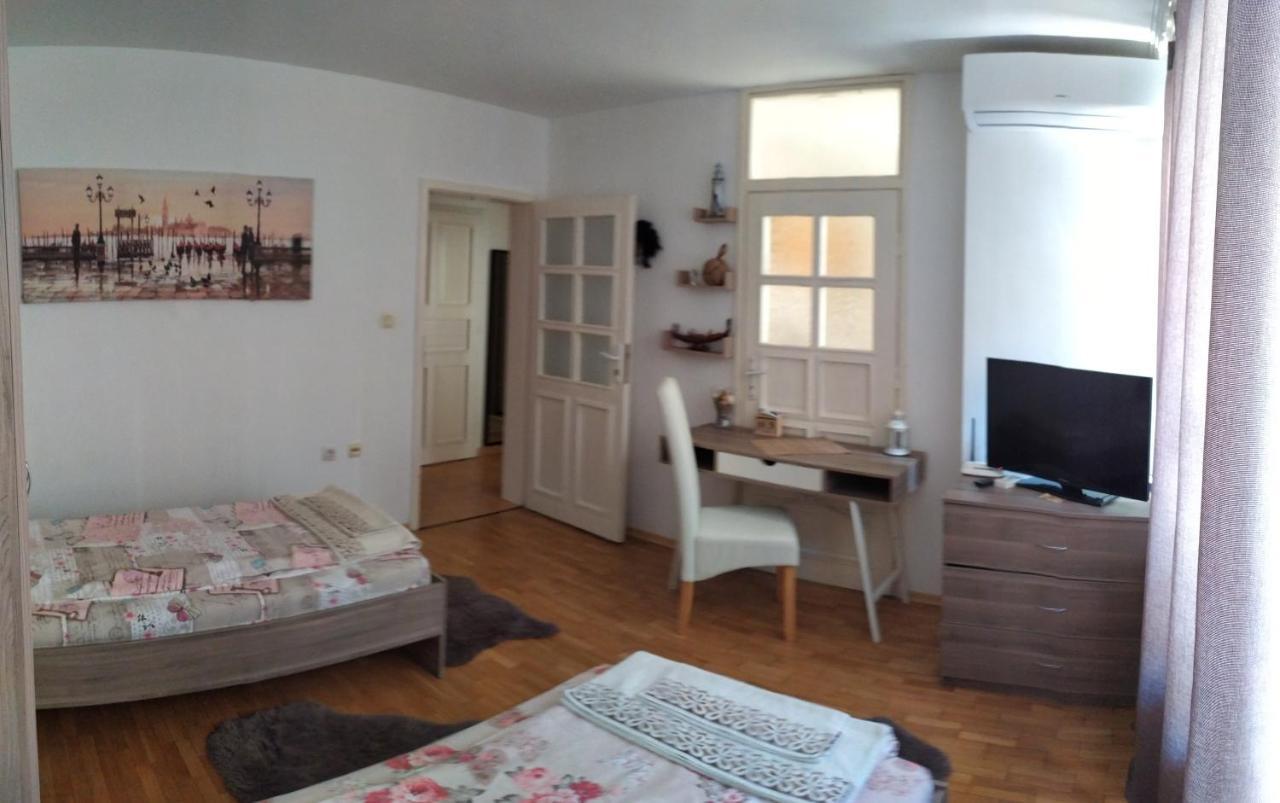 Apartament Bogoslovovi Warna Exterior foto